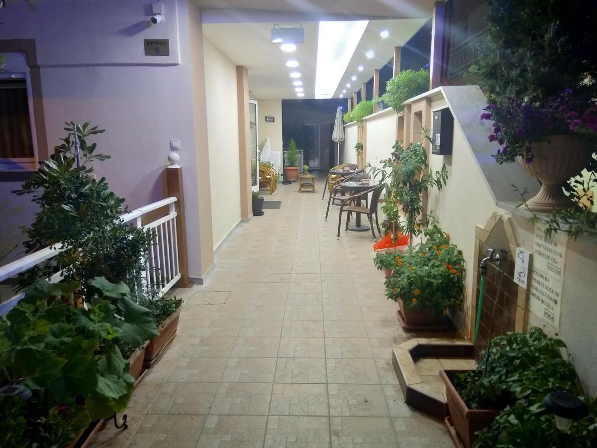 Hotel Villa Pigasos Paralía Exteriör bild